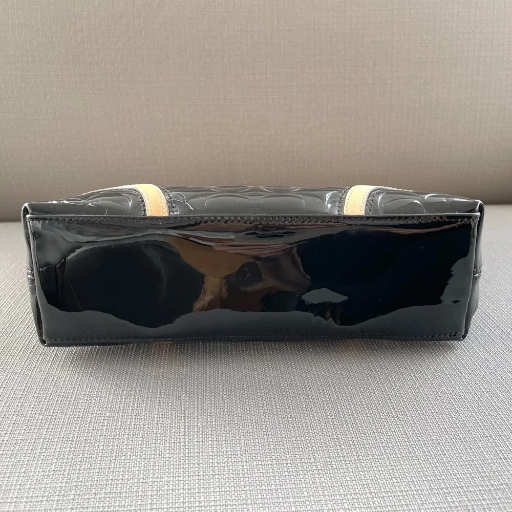 Coach Black Logo Embossed Patent Leather Bag - Picture 3 of 8